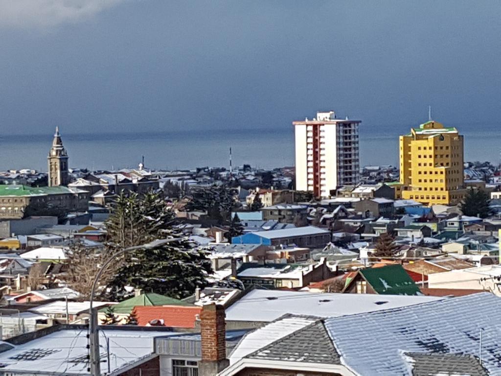 La Casa Guesthouse Punta Arenas Exterior photo